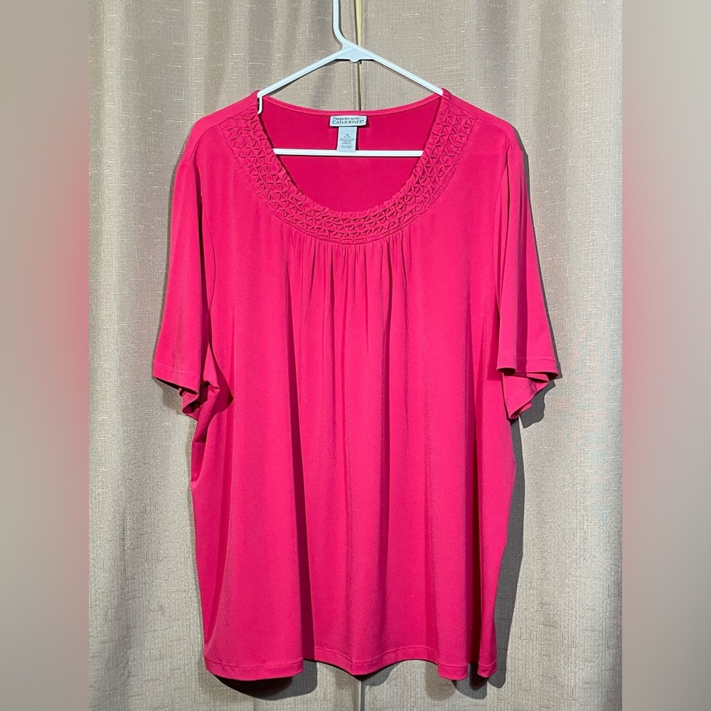 Catherines 1X Fuchsia Short Sleeve Top GUC
